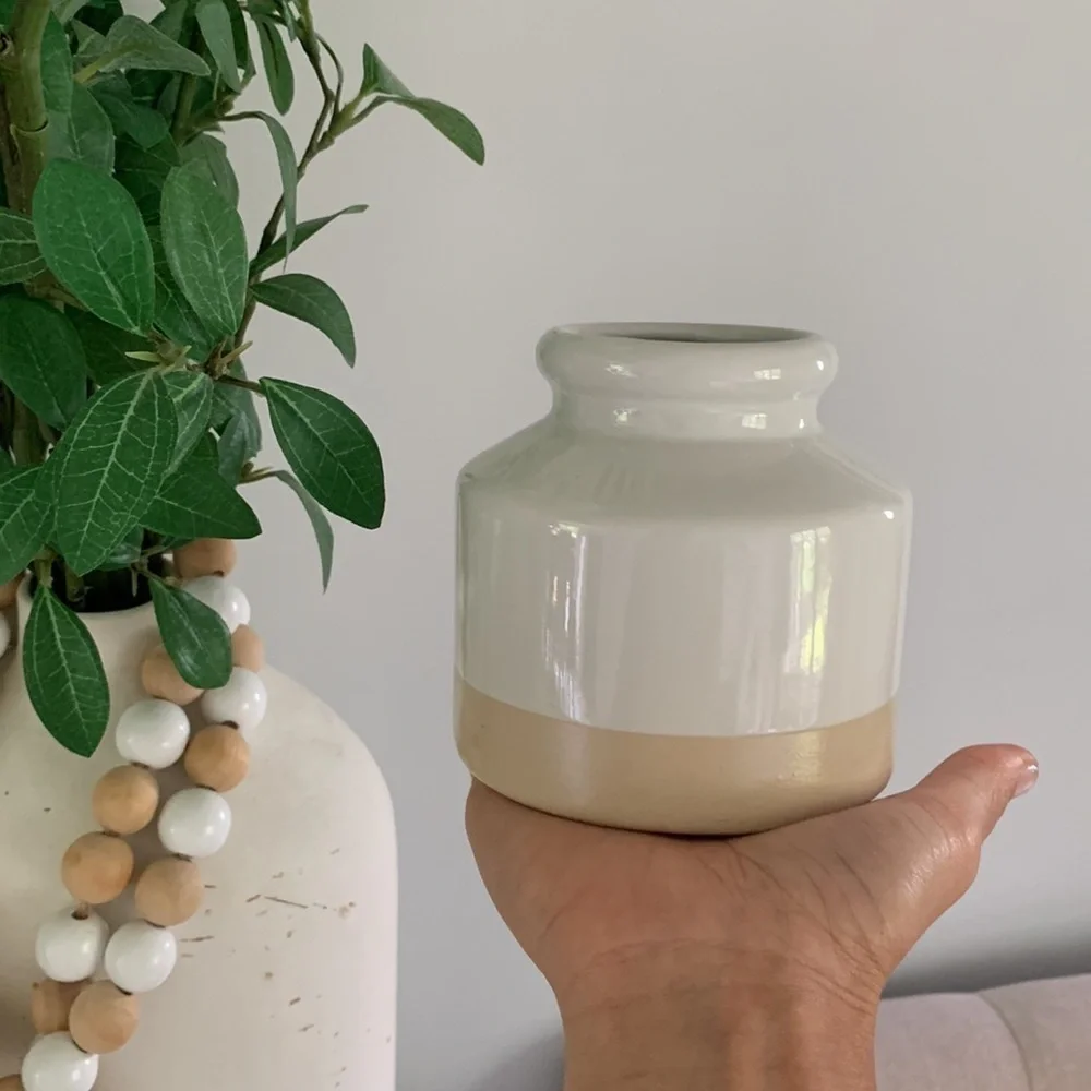 Two note glazed set of two vases ceramic pots Neutral home‎ decor white beige
